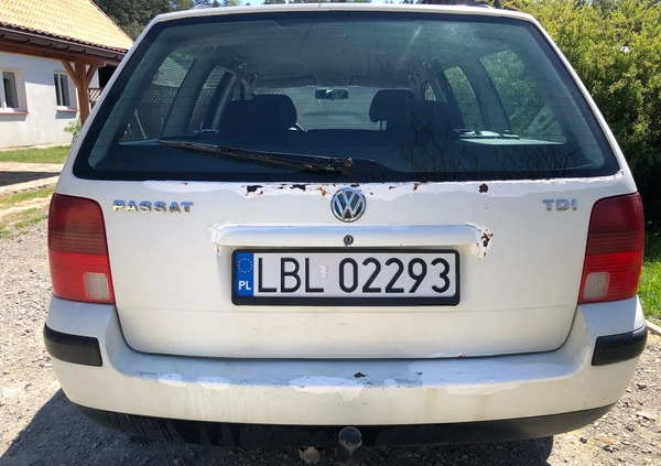 Volkswagen Passat cena 3500 przebieg: 541990, rok produkcji 1999 z Sieradz małe 56